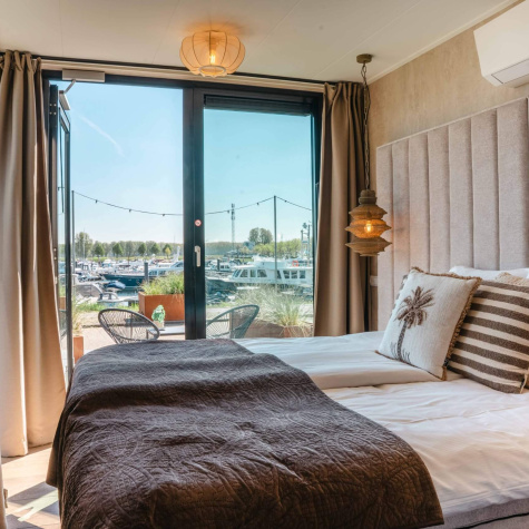 Standaard kamer havenzicht | Hotel Biesbosch