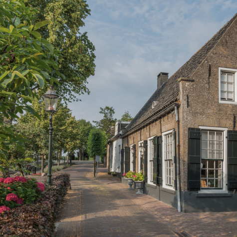 Het centrum van het pittoreske Drimmelen | Hotel Biesbosch