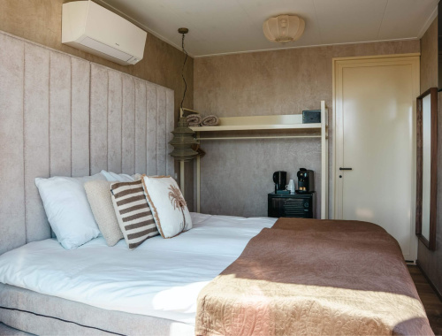 Standaard hotelkamer havenzicht | Hotel Biesbosch
